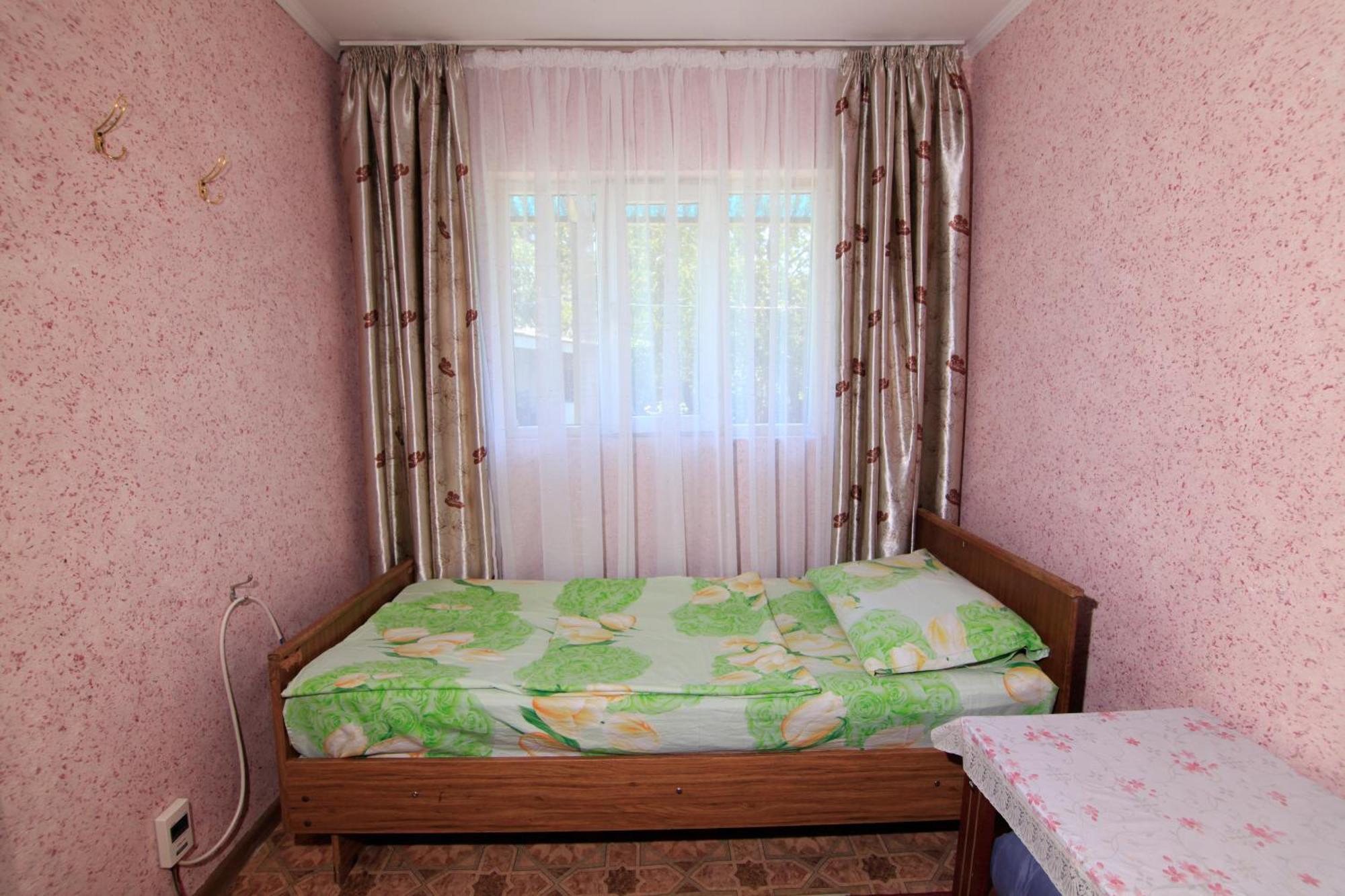 Nomads Home Bishkek Exteriör bild
