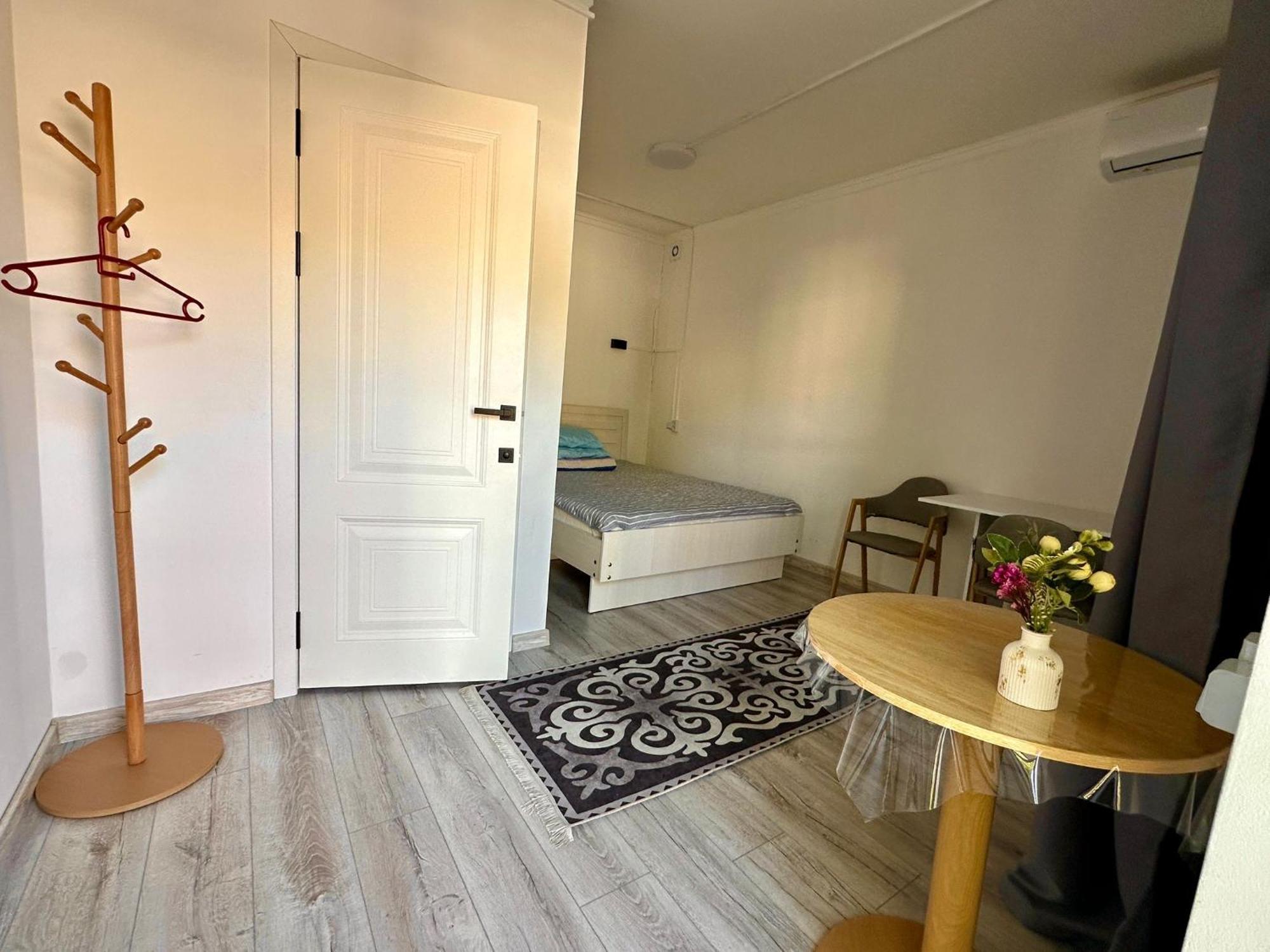Nomads Home Bishkek Exteriör bild